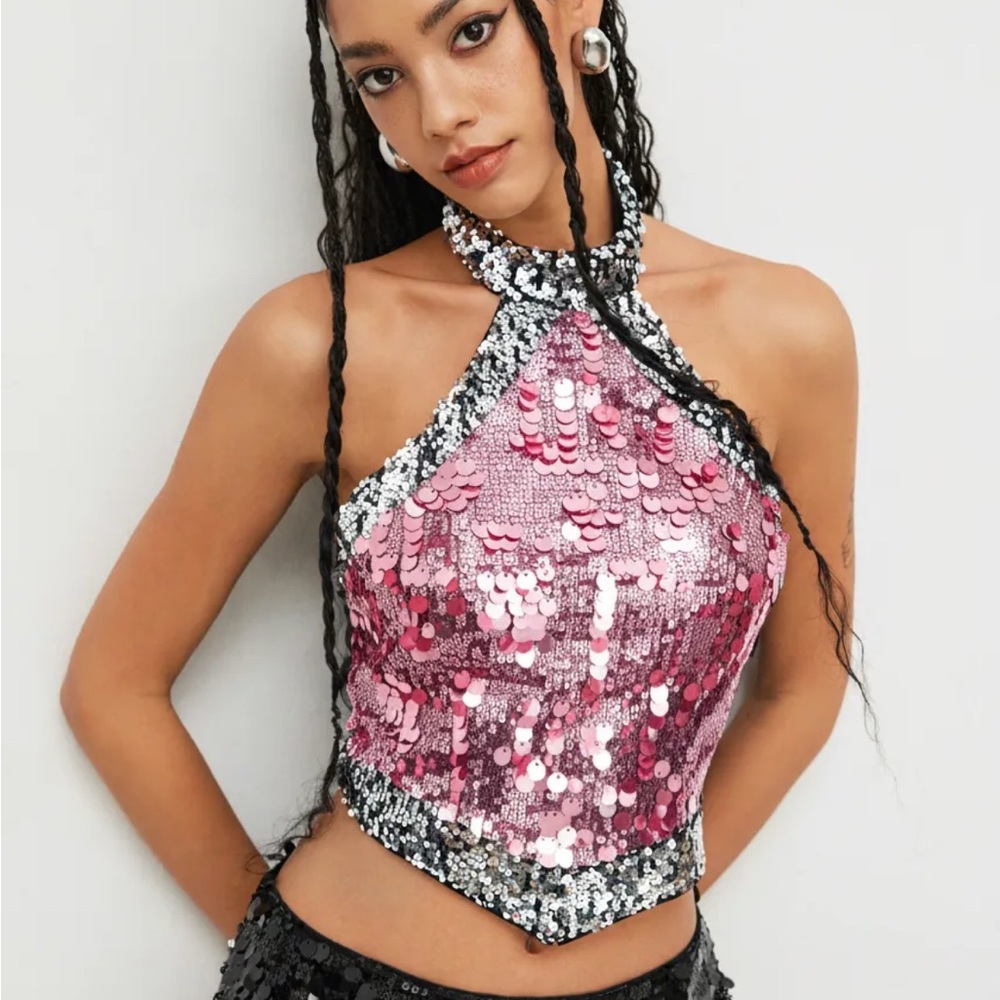 Cider NWT PINK SEQUIN HALTER NECKLINE CONTRASTING BINDING CROP TANK TOP - Medium